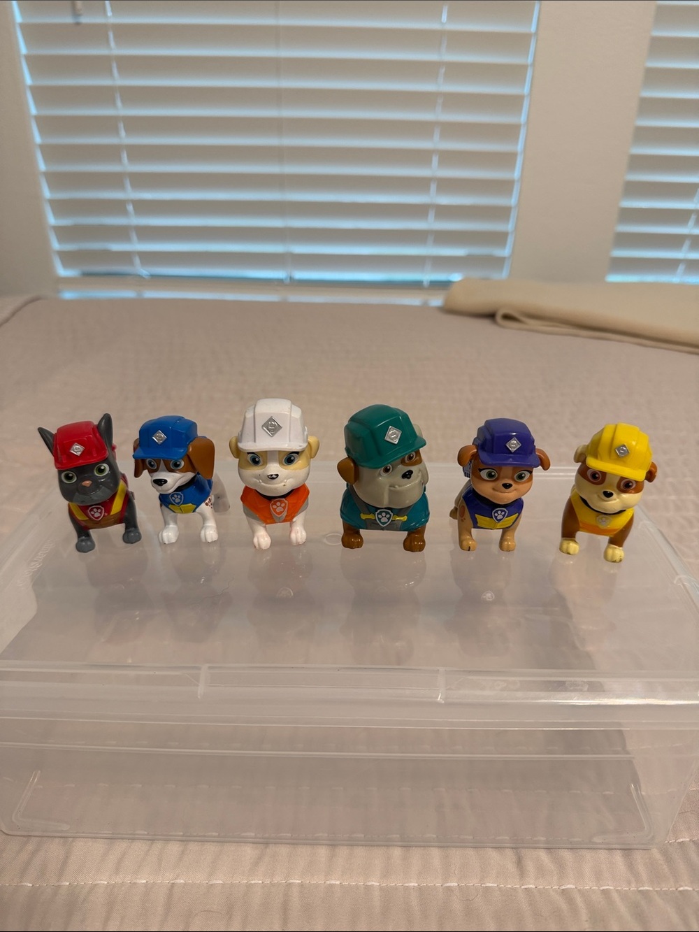 Paw Patrol Rubble and Crew Set w Grandpa Gravel & Auntie Crane